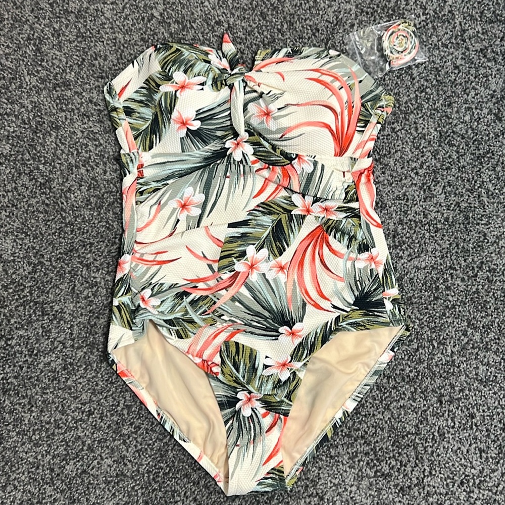 Davina Women's Swimwear Removable Straps One Piece Size Large NWT